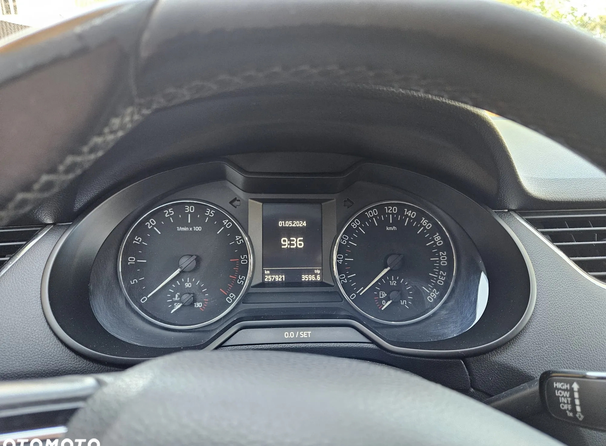 Skoda Octavia cena 39900 przebieg: 257000, rok produkcji 2015 z Daleszyce małe 326